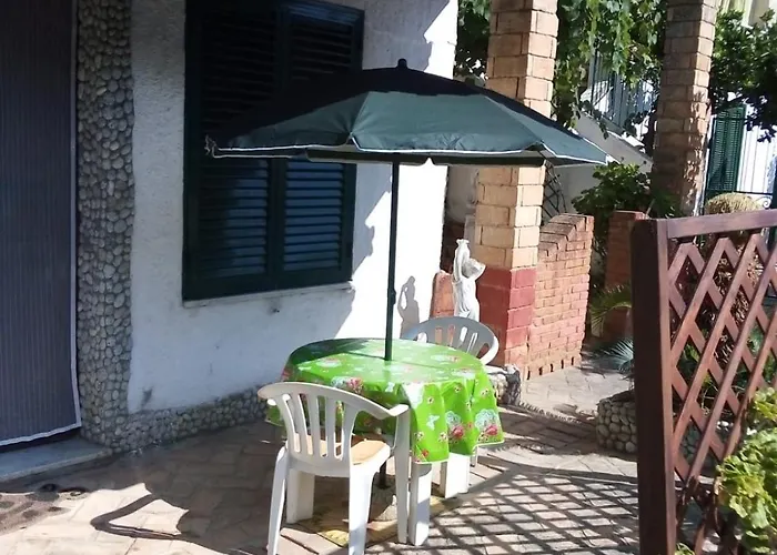 Casa de Férias Mirabelli *