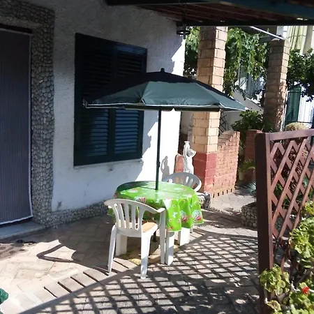 Vakantiehuis Mirabelli *