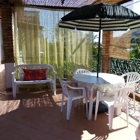 Mirabelli Holiday home *