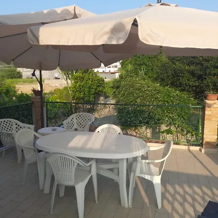 Mirabelli Tatil Evi Tropea